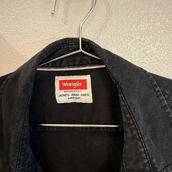 Wrangler Pearl Snap Denim Shirt - Picture 2 of 7